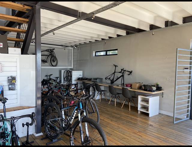227M² BUSINESS FOR SALE IN TOKAI